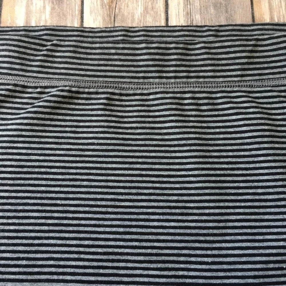 Old Navy Pull On Pencil Mini Skirt Women L 12 14 Stripe Black Gray Jersey Knit